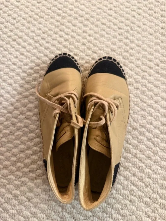 Two-Tone Chanel Espadrille Sneakers - Beige and Black - Picture 2 of 7